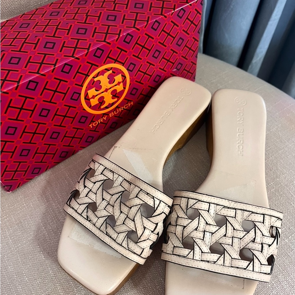 Tory Burch Women's Cream Slide Sandals